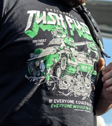 Devan_Kaney's tweet image. Landon Dickerson’s shirt today 💯😂