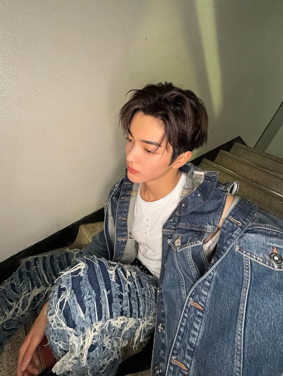 [250927] #KEONHO Instagram update

“The successful Music Bank stage”

#CORTIS #코르티스
