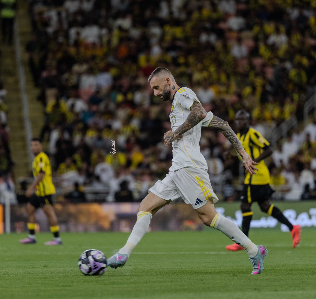 المصور احمد tweet media