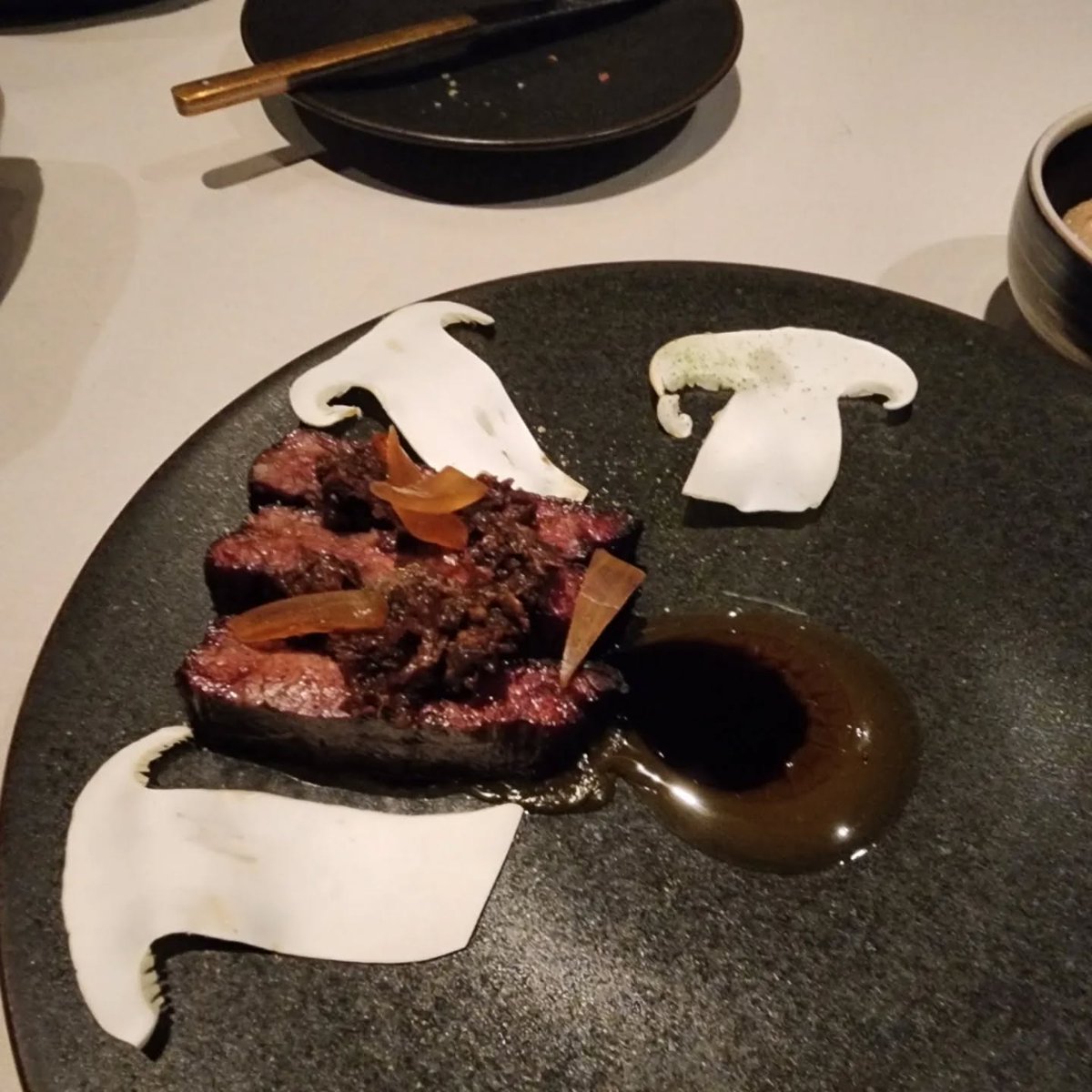 OliBKxSEA's tweet image. Finally clocked out for the week! Treated myself to a proper dinner at Canlis in Seattle — after a week of being crushed by work, I needed this. Life isn’t just about the grind; it’s also about good food and beautiful views. 🍷✨

#SeattleEats #Canlis #FridayVibes