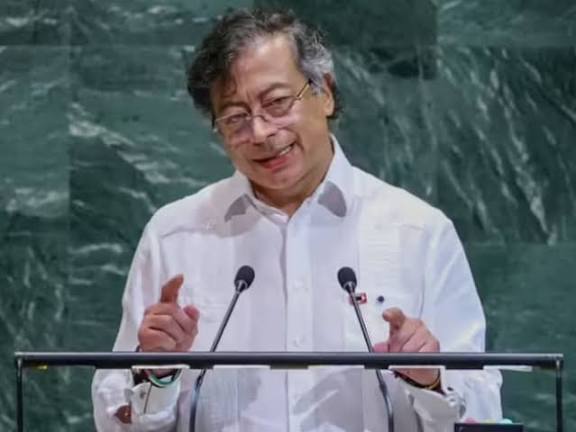 El país favorito y más visitado por Petro “EE.UU” acaba de cerrarle las puertas. 

Por violento, incendiario e irrespetuoso. 

Pensaba que estaba en Colombia.