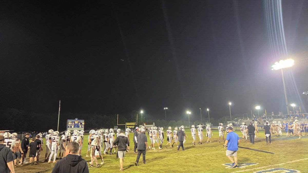 DPAGabeGarcia's tweet photo. FINAL: Meigs County 44, Sweetwater 14.

The battle between the two Region 2-3A undefeateds ends up a one-sided affair. Tigers seize control of the region and beat the Wildcats the 11th straight year. @DPASports https://t.co/uZsUrjBiHL