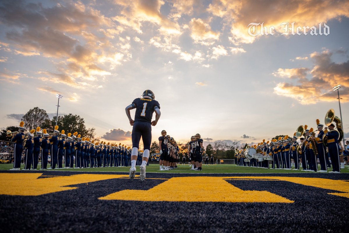 Scenes from Farrell’s 44-7 win over Wilmington tonight at Terry Verrelli Stadium in New Wilmington.