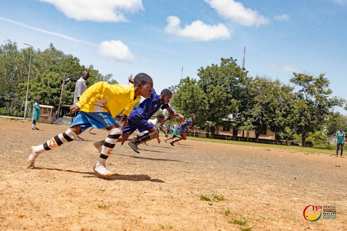 They came not just to run, but to test the very limits of will. Each stride — a prayer. Each breath — a pledge. In Wa, the track did not just measure distance, it measured destiny. 🌍🔥
#Ijtema2025 #AtfalAthletics #WhereLegendsBegin #usainbolt #bolt #usain