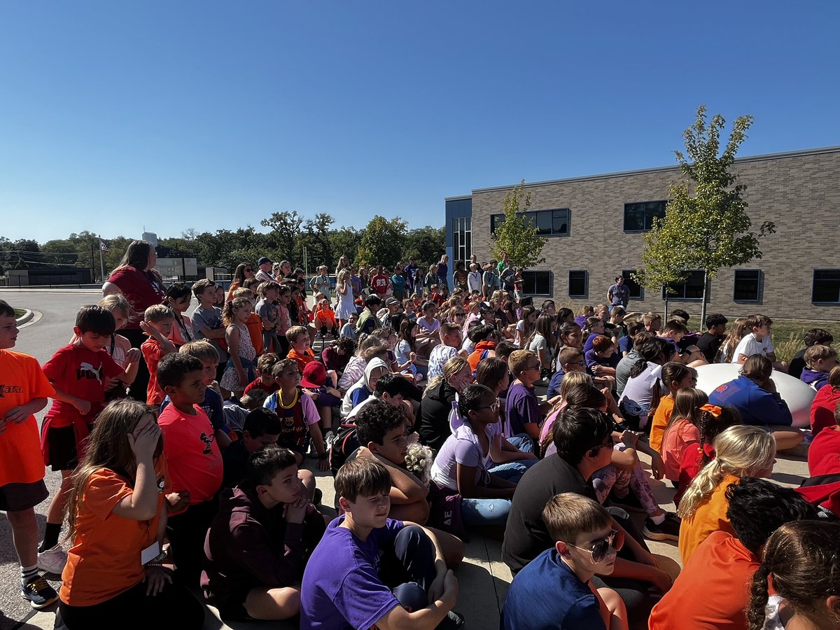 Maria Moreano tweet media