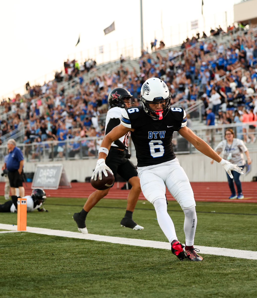 HebronFootball's tweet image. Q1: HEBRON - 7 | COPPELL - 7
