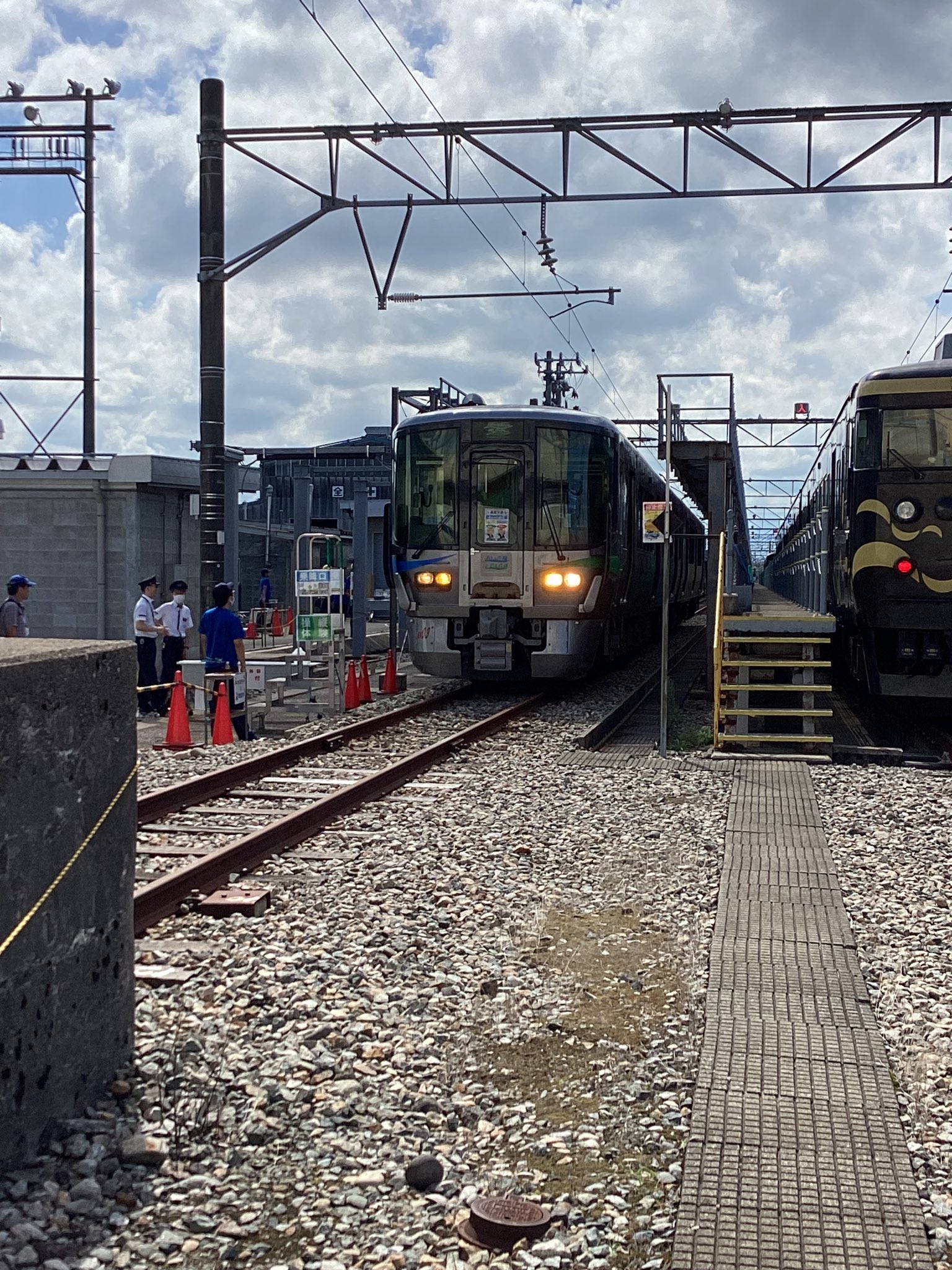 あいの風とやま鉄道【公式】 (@ainokaze_train) / X