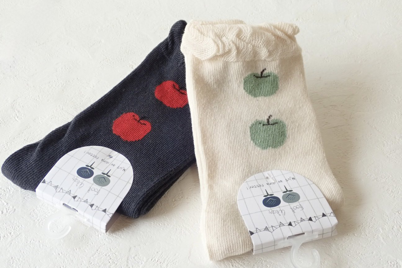 りんご様♪¨̮⑅*⋆。˚✩.*・゜オーダー品✩.*˚ リンゴの木 (@painting4apple7) / X