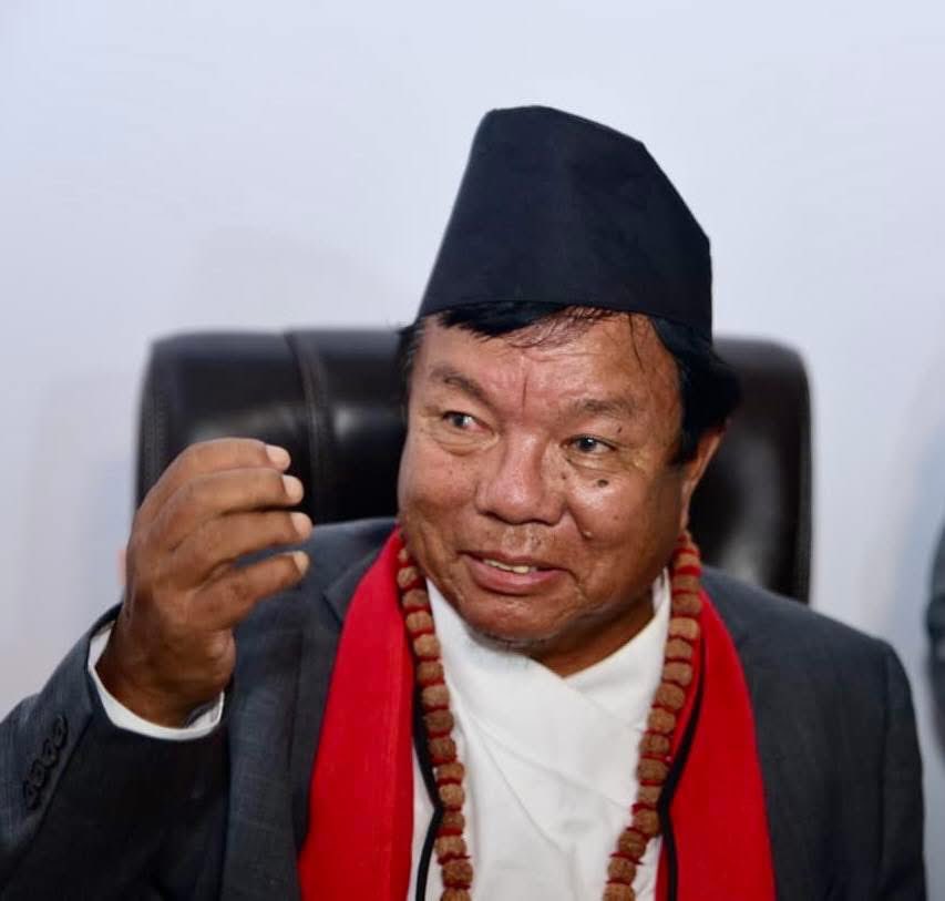 RONBupdates's tweet image. After complaints reached the Ministry of Education that teachers had not received their salaries, Education Minister Mahabir Pun said the ministry had already sent the funds to the schools and warned that principals who do not release teachers’ salaries by tomorrow will face…