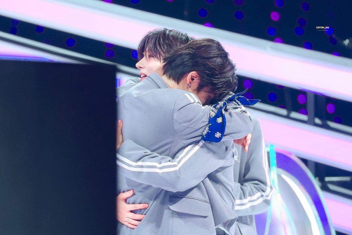 2oe5eo25's tweet photo. 아앙…… https://t.co/hJEQui588W