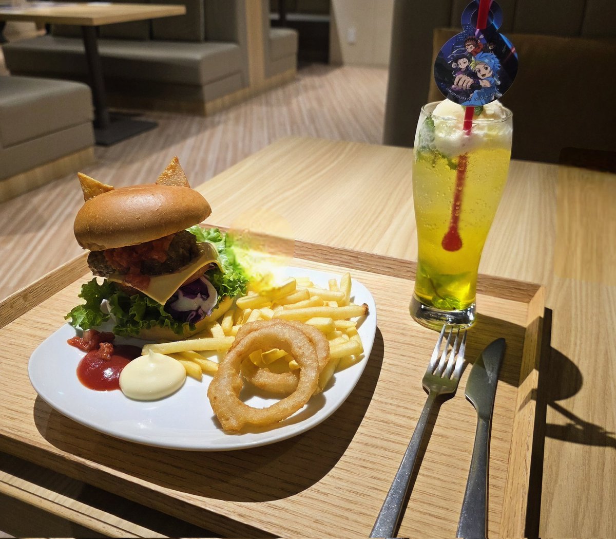 こたつ猫 (@kotkotakota2) / Posts / X