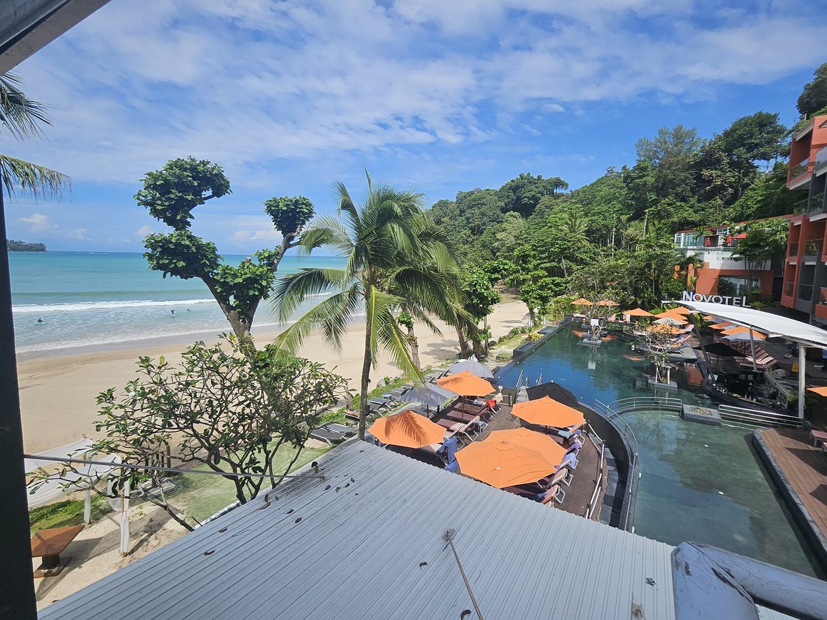 AlodiaOils's tweet image. Novotel Kamala superb location.
#alodia #spasignatures