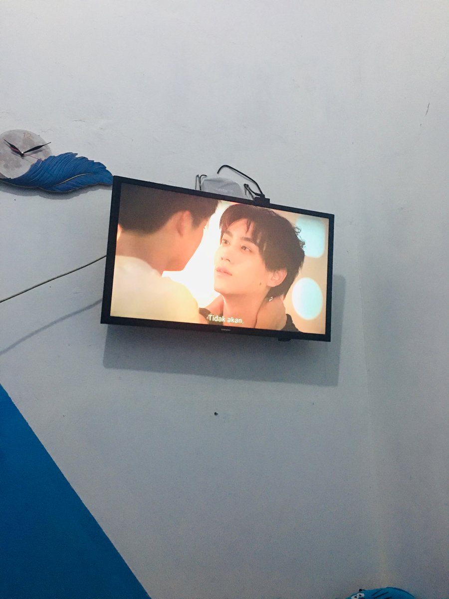 Nonton drama ini bahaya banget kalau pintu kamar engga dikunci….