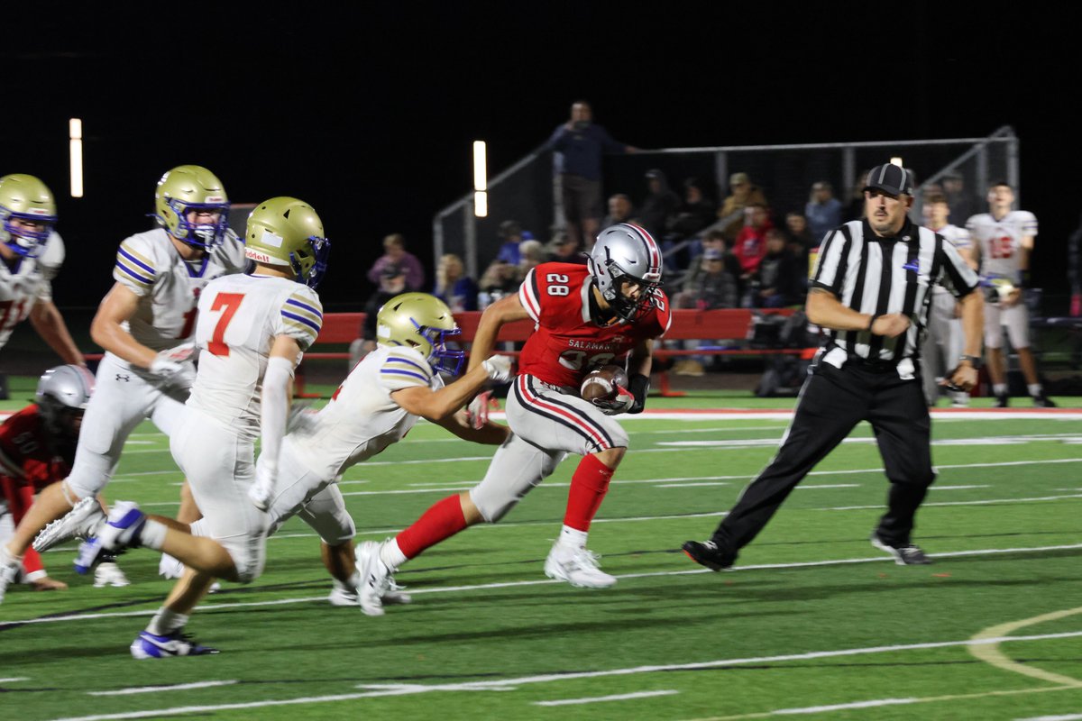 Warriors beat Falconer/CV/MG, roll to 4-0 
oleantimesherald.com/2025/09/26/war…
via: <a href="/OleanTHsports/">Times Herald Sports</a>