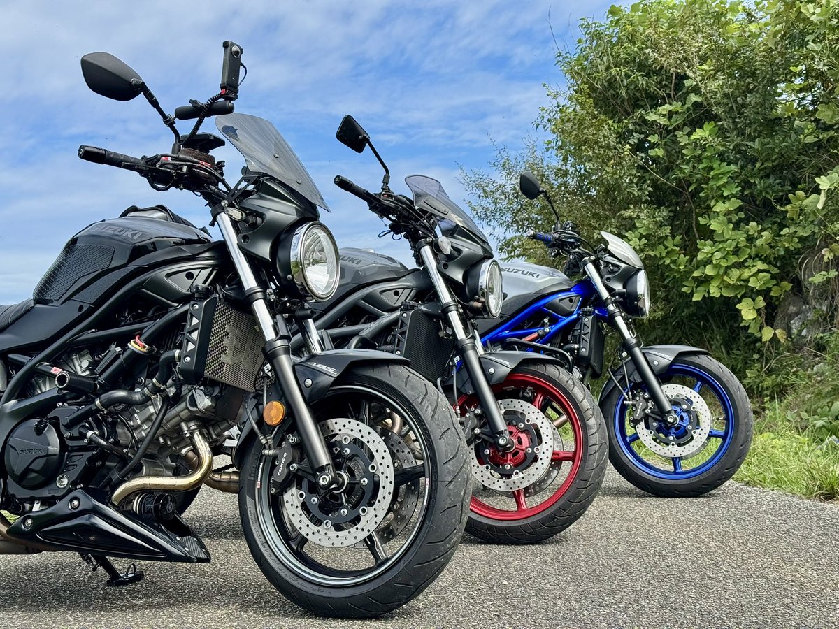 NoChaser2022's tweet photo. 走りごたえ満点💯

#秋吉台
#SV650 https://t.co/Uu9l1qrLRa