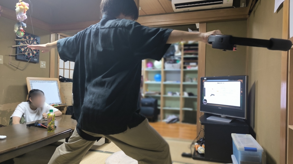 fs_minamo's tweet photo. 🌕今週のフリースクールみなも🌕
・リングフィットで運動だ🎮
・スマホアプリ「どこでもパーティーゲーム」でいろんな遊びをしたよ📱
・📺「８番のりば」をみんなで🚃
・映画サークルは初めてのロケ！尾行シーンを撮影だ🎬️
#フリースクール
#不登校 https://t.co/X8FKRuu4KY