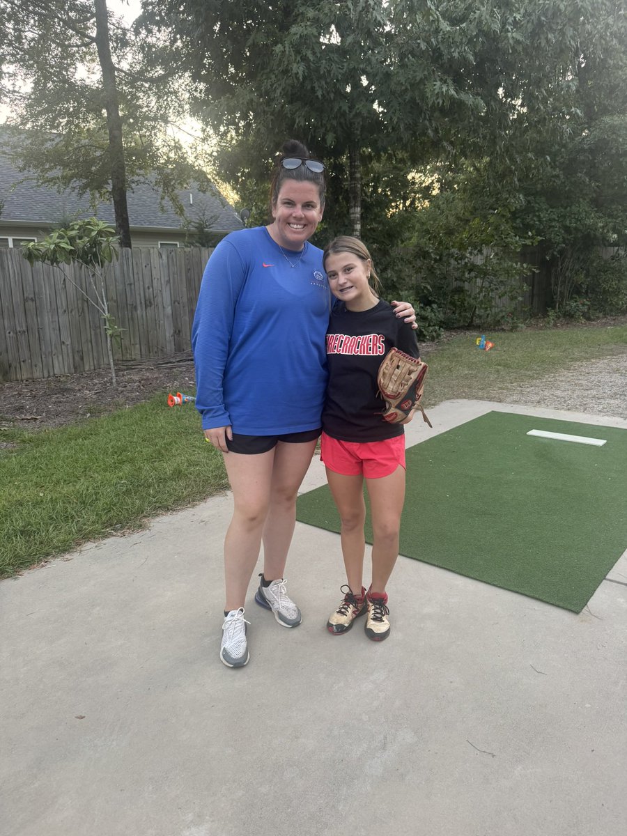 Great night of pitching with <a href="/walljasperlsu/">Allie</a>! Getting better! <a href="/firecrackersmm/">Firecrackers Medina/Miller</a>