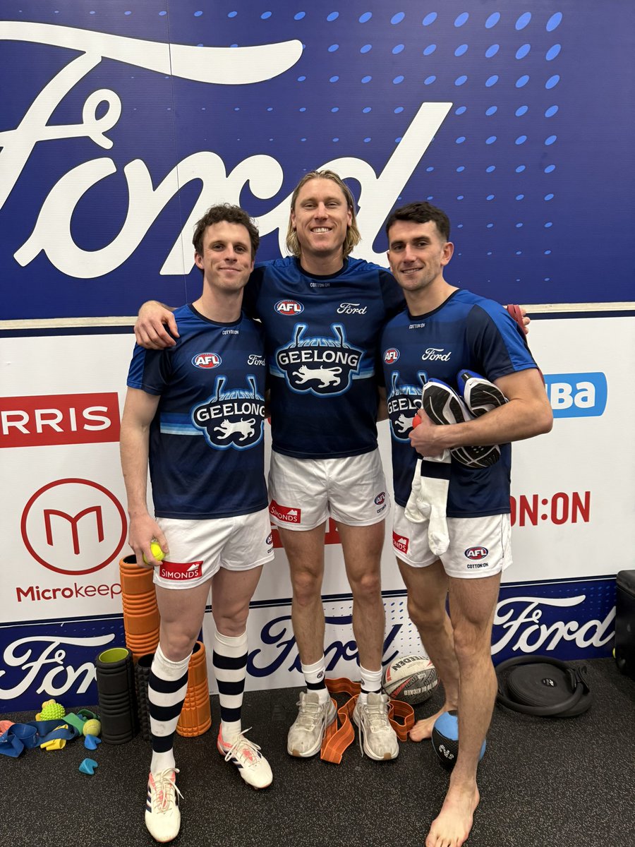 GeelongCats's tweet photo. The ‘Triple M’ 📻 https://t.co/YRqrCoWBZx