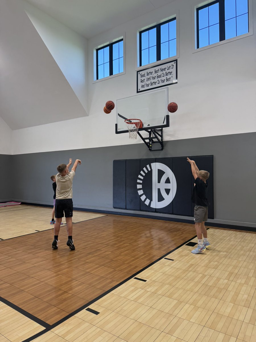 Elite 360 Training (@elite360train) on Twitter photo Our new favorite individual lessons involve the shooting machine. 
First we refine key shooting habits & techniques, then we use the ‘Gun’ to maximize our reps with proper form. 
Practice. Makes. Permanent. 🏀 Our new favorite individual lessons involve the shooting machine. 
First we refine key shooting habits & techniques, then we use the ‘Gun’ to maximize our reps with proper form. 
Practice. Makes. Permanent. 🏀