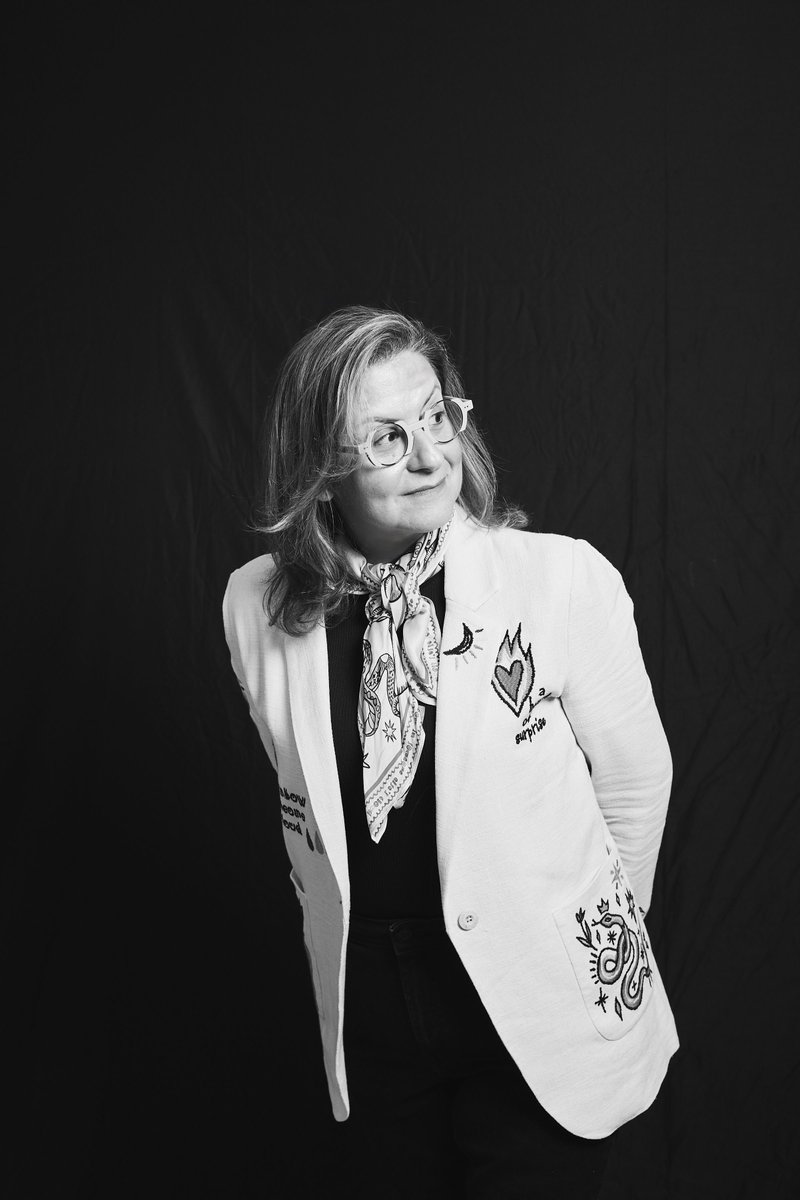 jojobickley's tweet image. Leadership isn&apos;t managing today—it&apos;s anticipating tomorrow.
Proactive innovation = designing the future before problems arise. Building teams that transform how we live, work, connect.
The best leaders don&apos;t react—they invent.
#Leadership #ProactiveInnovation #DesignTheFuture