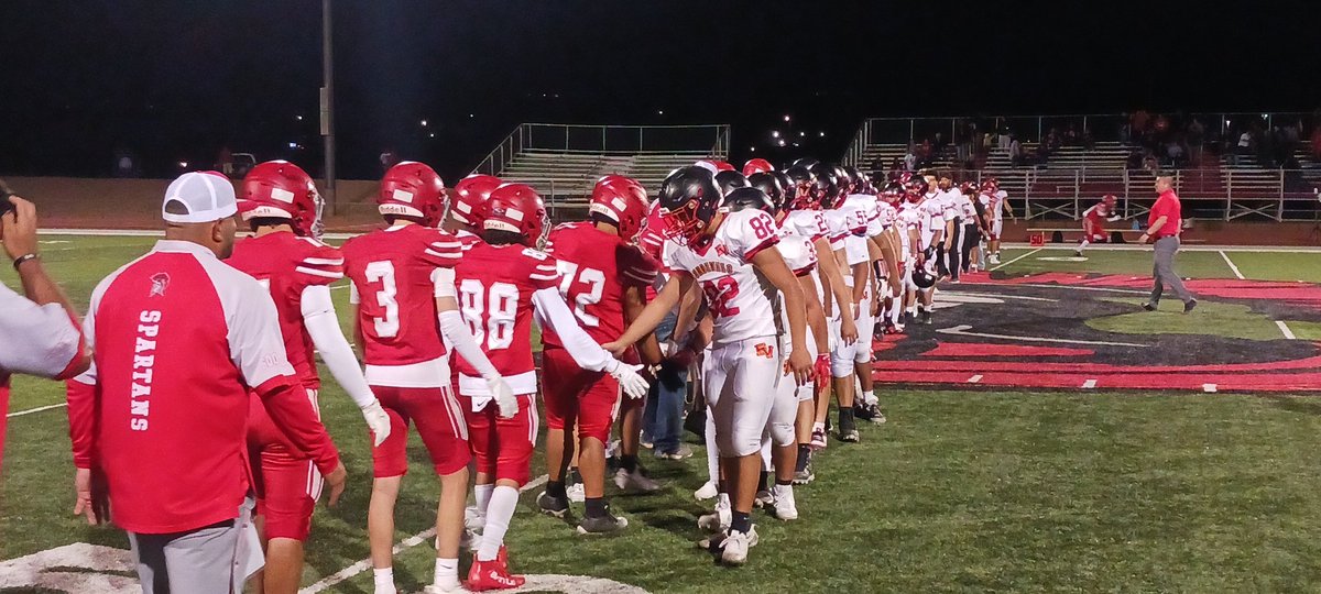 Final: Bernalillo 41, Espanola Valley 12.

Impressive win for the Spartans tonight. Improve to 4-1.