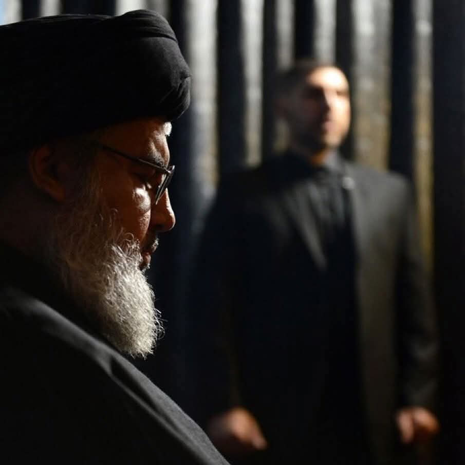 منذ عام نال سيد "الشهداء الشهادة"، وانفطرت قلوبنا ... منذ عام ترسخت درب جلجلة بلادي.
💔