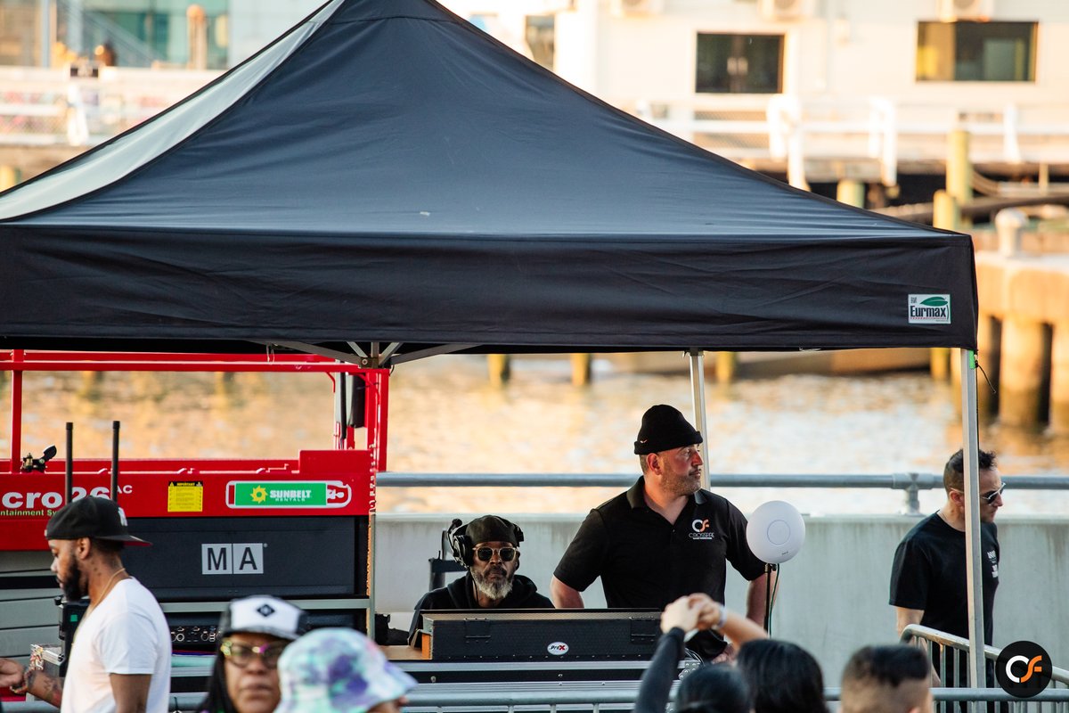 Team Crossfire, holding it down behind the scenes at the waterfront 🔊🌊 #crossfireproav #eventprofs #foh #productioncrew #nycevents