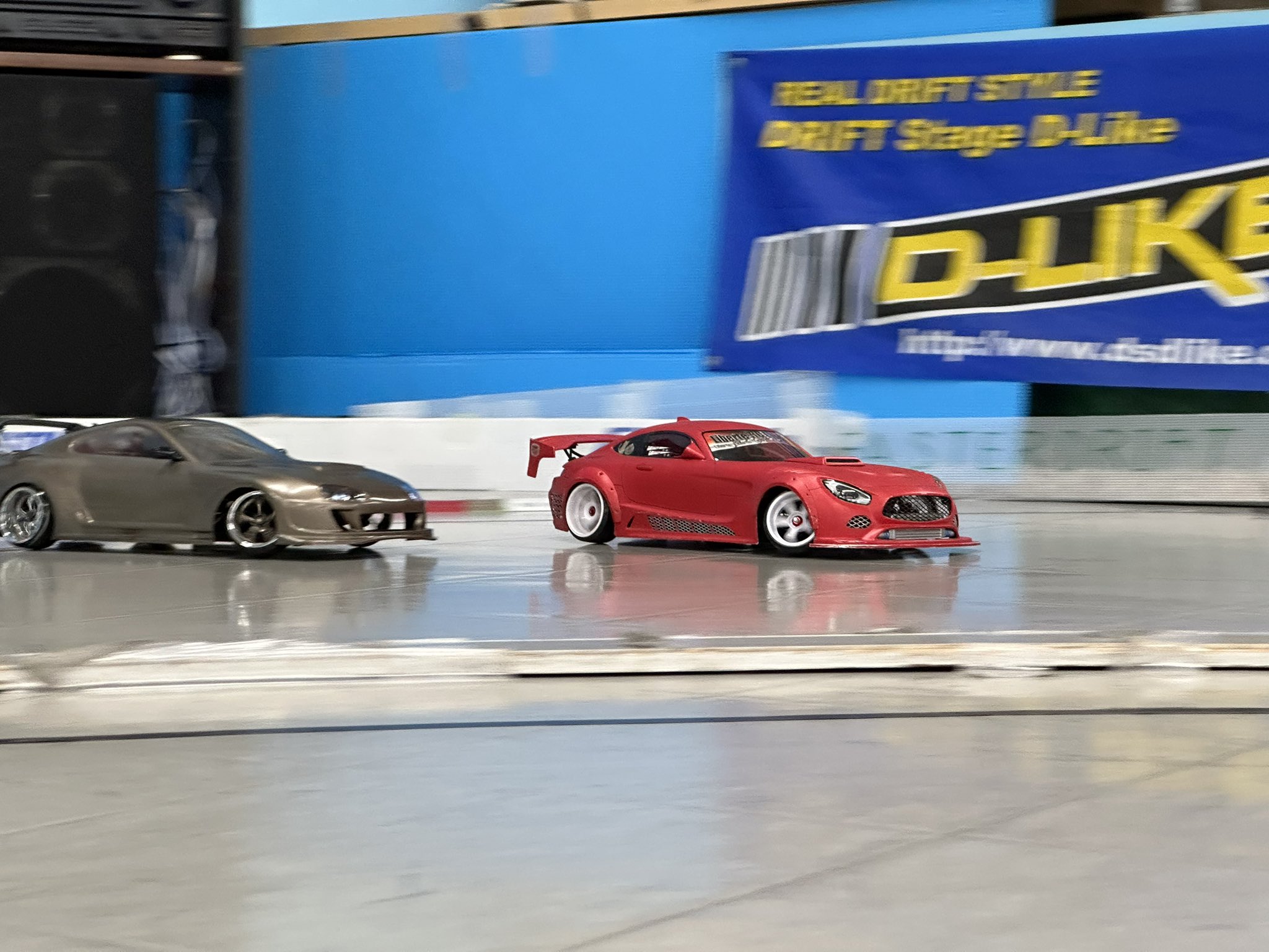 主人がお痛をしたお仕置です✨SUPRA ラジコン プロポ・箱付き 1/10 主人がお痛をしたお仕置です✨SUPRA ラジコン プロポ・箱付き 1/10