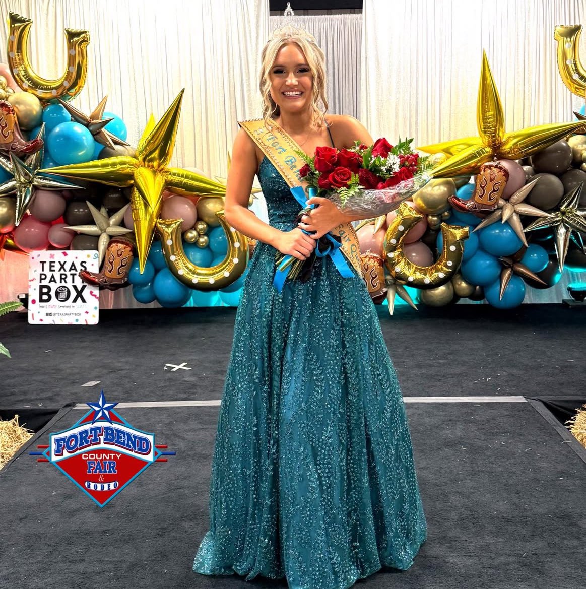 THS_Tigers's tweet image. HUGE congratulations to Kaydence, who was crowned as the 2025 Fort Bend County Fair Queen! She is a leader in @TravisHSFFA and @THS_Aquatics— We are proud of you! #DevelopingLeaders #LeadthePAC #TheTravisWay