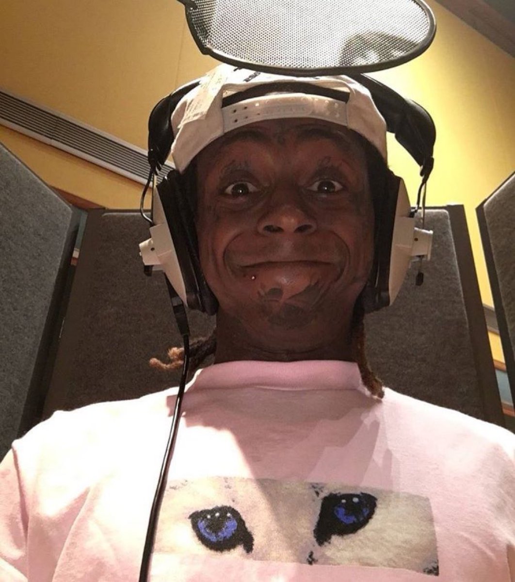 Lil Wayne turns 43 today, Happy Birthday 🐐