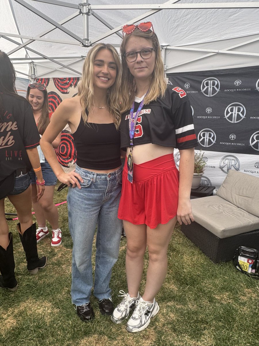 i 🫶🏼 you <a href="/katelyntarver/">Katelyn Tarver</a>