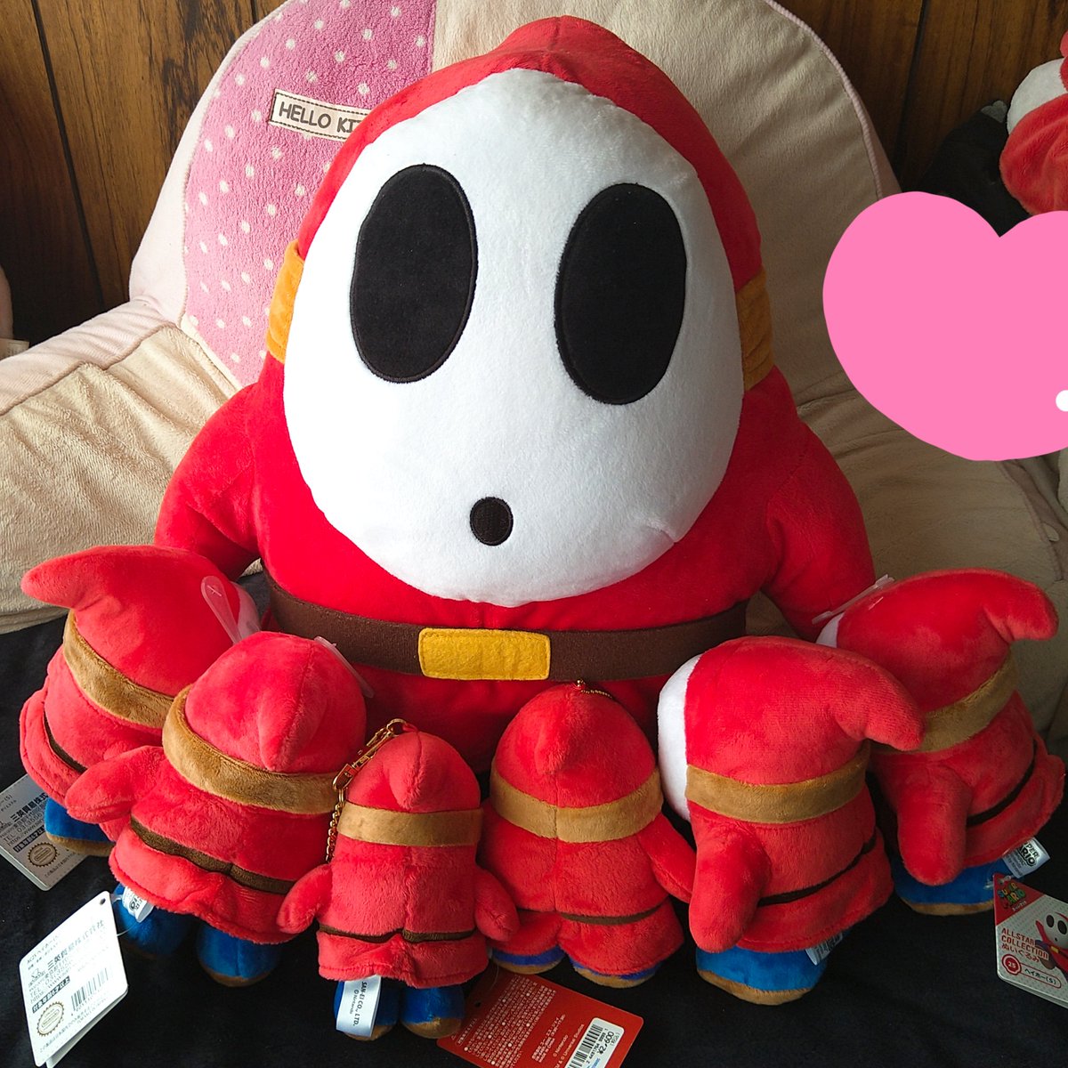 minako811's tweet photo. USJのデカヘイちゃんお迎えして今日で1年らしい✨これからもよろしくね🫶
みんなに慕われるデカヘイちゃん☺️ https://t.co/DClML8EdEx