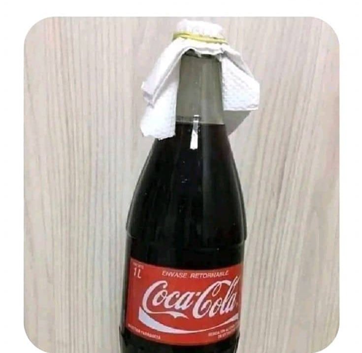 KwekuForeigner8's tweet image. Coca Cola in Dubai😂