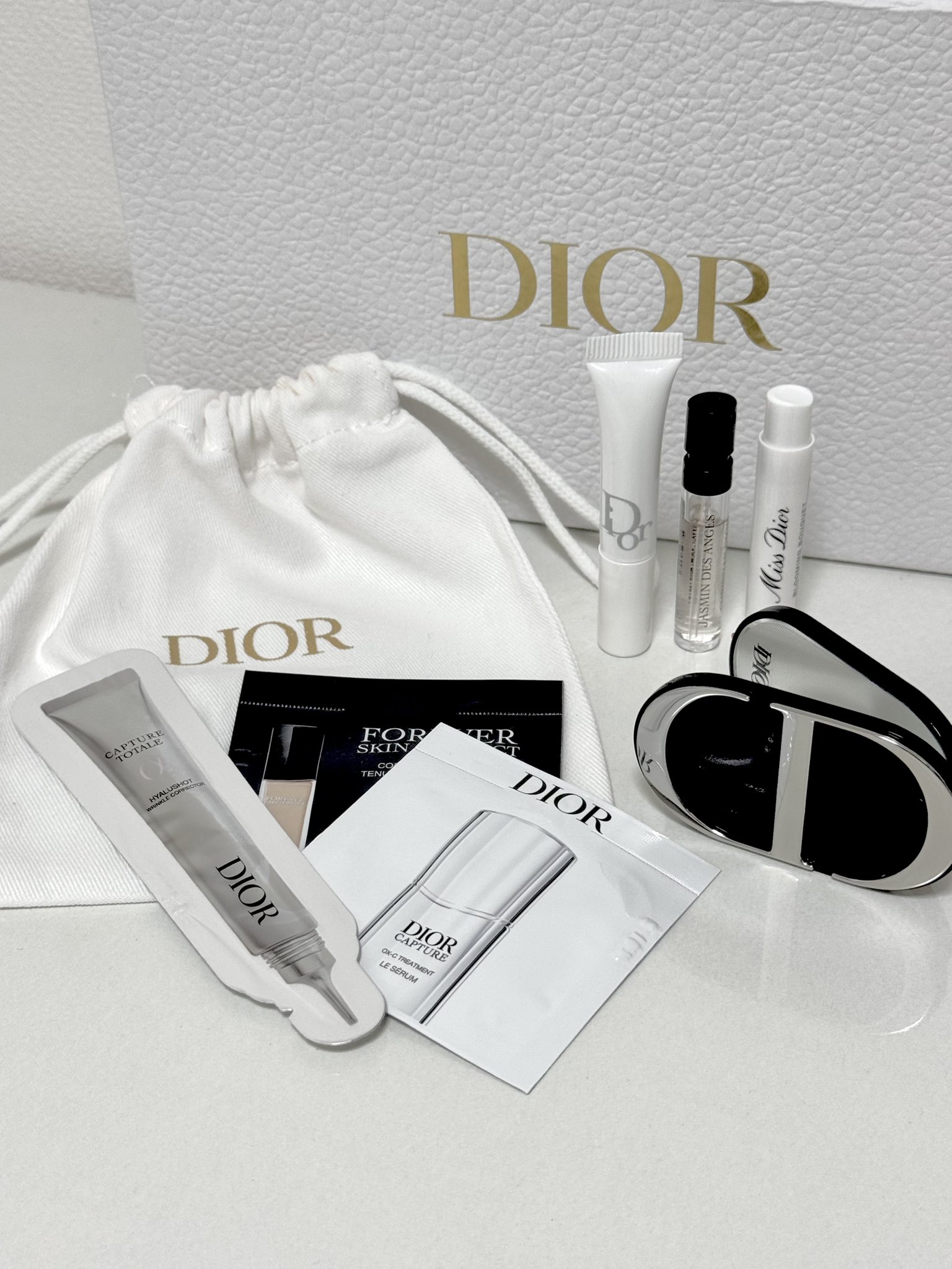 DIOR ノベルティ　ポーチ　ミラー　サンプル Dior - ディオール ポーチ バニティ 黒 ノベルティ ミラー