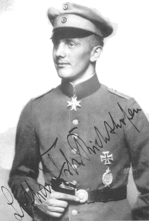 27 Sept 1894, Lothar von Richthofen, German #WW1 fighter ace credited with 40 victories, born. Younger brother of top-scoring ace Manfred, Red Baron. Married 1919, had 2 children. 1922, while commercial pilot on flight from Berlin to Hamburg, died in crash @ Fuhlsbüttel, aged 27.