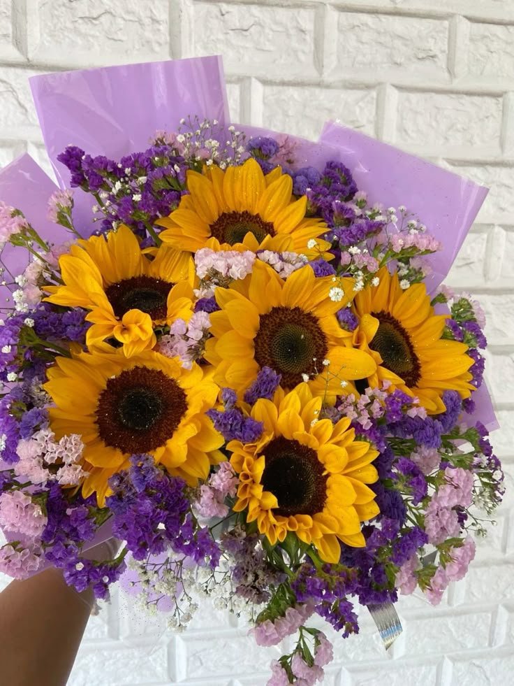 SUNFLOWER 🌻 tweet media