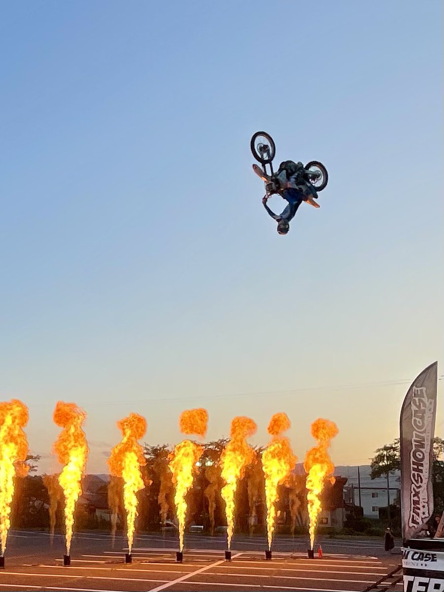 crunch_cocobad's tweet image. サイコー🔥🔥🔥
#fmxshowcase