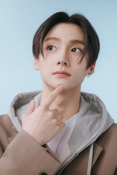 ₍ 📸 ₎ PHOTOS 

Des photos de #SANGWON durant l'exposition BOYS2PLANET ont été divulgués
(1/2)

#ALD1 #ALPHADRIVEONE #알파드라이브원 #LEESANGWON #상원 | 🦈