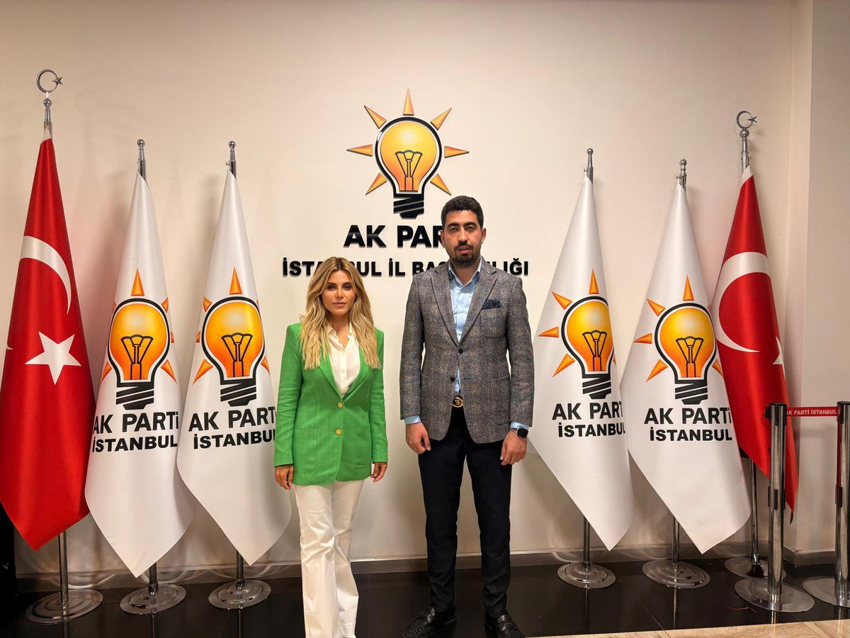 Yusuf HACIOĞULLARI (@yusufhaciogullr) on Twitter photo Ak Parti Genel Merkez MKYK Üyemiz Büşra Ergenç ablam ile İstanbul İl Başkanlığı ziyaretimiz.
<a href="/bsrergenc/">Büşra Ergenç</a>
<a href="/abuyukgumus/">Ahmet Büyükgümüş</a>
<a href="/abdullahozdemir/">Abdullah Özdemir</a>
<a href="/Akparti/">AK Parti</a> Ak Parti Genel Merkez MKYK Üyemiz Büşra Ergenç ablam ile İstanbul İl Başkanlığı ziyaretimiz.
<a href="/bsrergenc/">Büşra Ergenç</a>
<a href="/abuyukgumus/">Ahmet Büyükgümüş</a>
<a href="/abdullahozdemir/">Abdullah Özdemir</a>
<a href="/Akparti/">AK Parti</a>