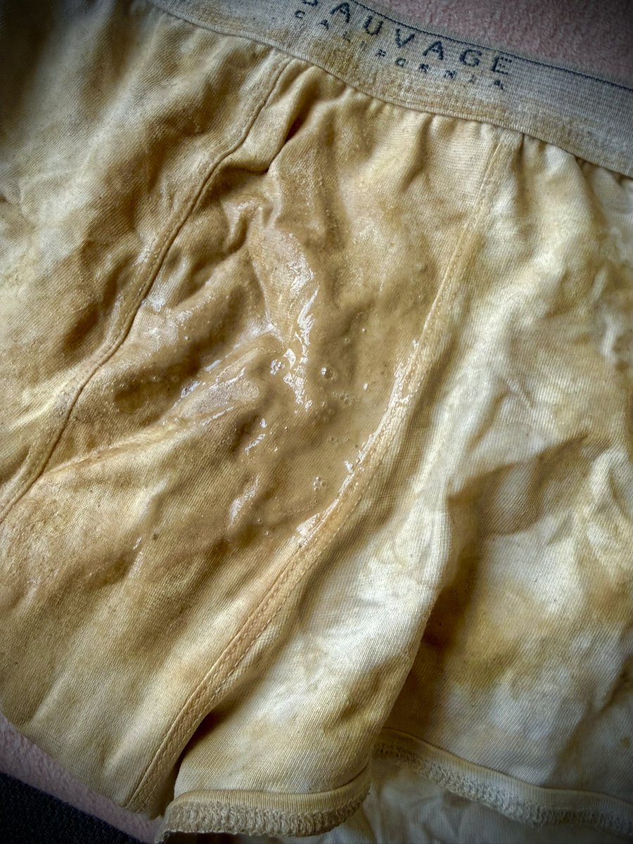 Preparing for a friend… 😈🥳 #smellyunderwear #dirtyunderwear #manstink #cumrag #cum #sperma #pisse #smell #manscent
