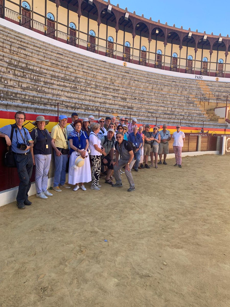 ✈️Ayer,26 de Septiembre, recibimos la visita de un grupo de Bélgica, que pudo visitar numerosos monumentos emblemáticos de la ciudad y disfrutaron de una copa de cava en su recorrido.
❤️Nuestro eterno agradecimiento a todos los turistas, nacionales e internacionales !