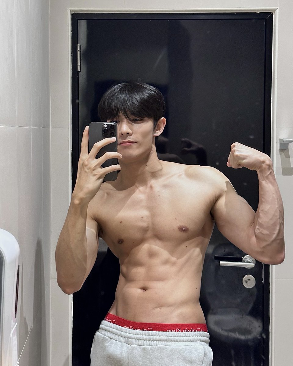 จอบอ tweet media