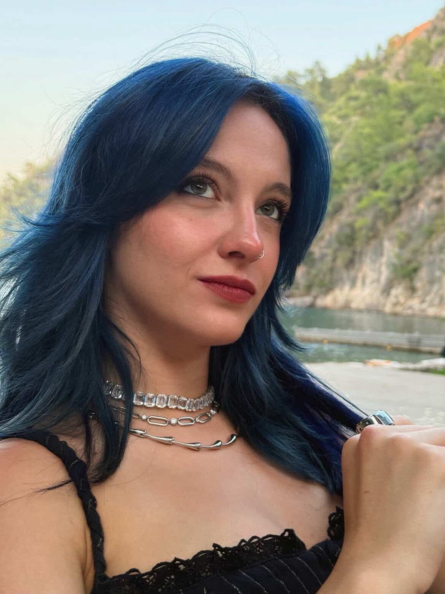 ONUN GÜZELLİĞİ ŞAKA MIDIR