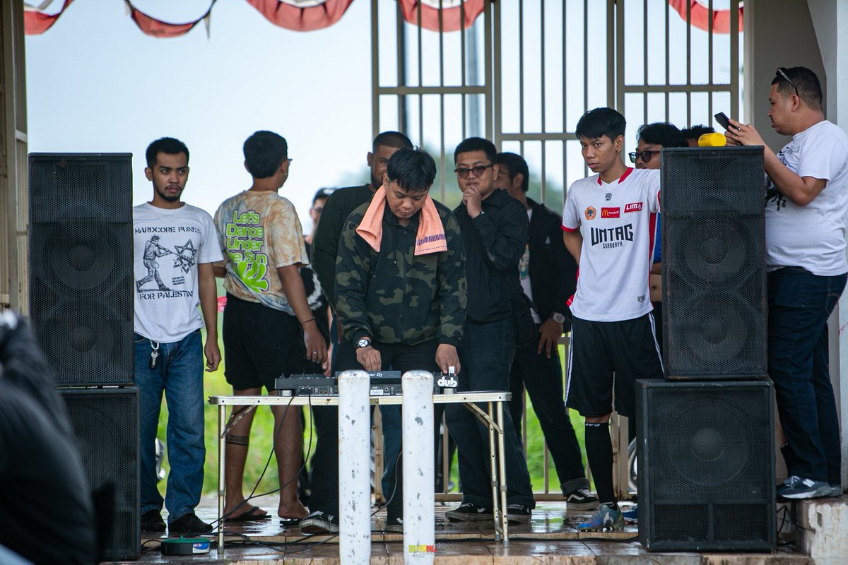soundne kurang yaopo baaangg😁 <a href="/StonexBlood/">Sepilar</a>