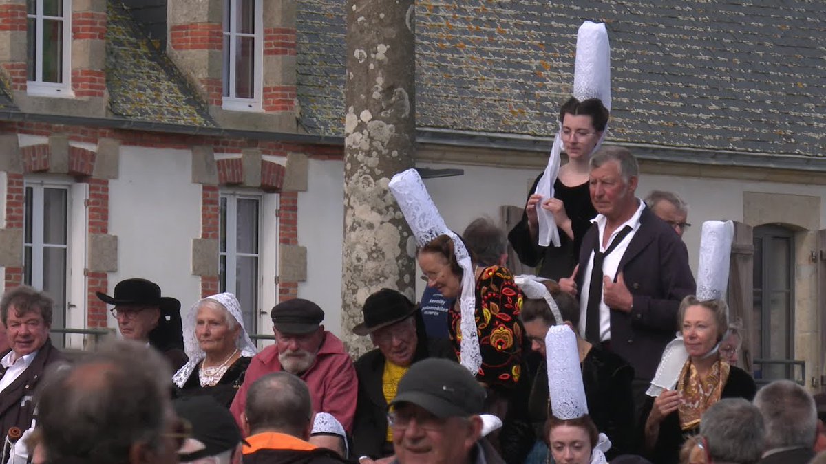 Après les festivals de l'été place aux fêtes automnales... à Plovan. An Taol Lagad du 23 sept 2025 dlvr.it/TNKN3n