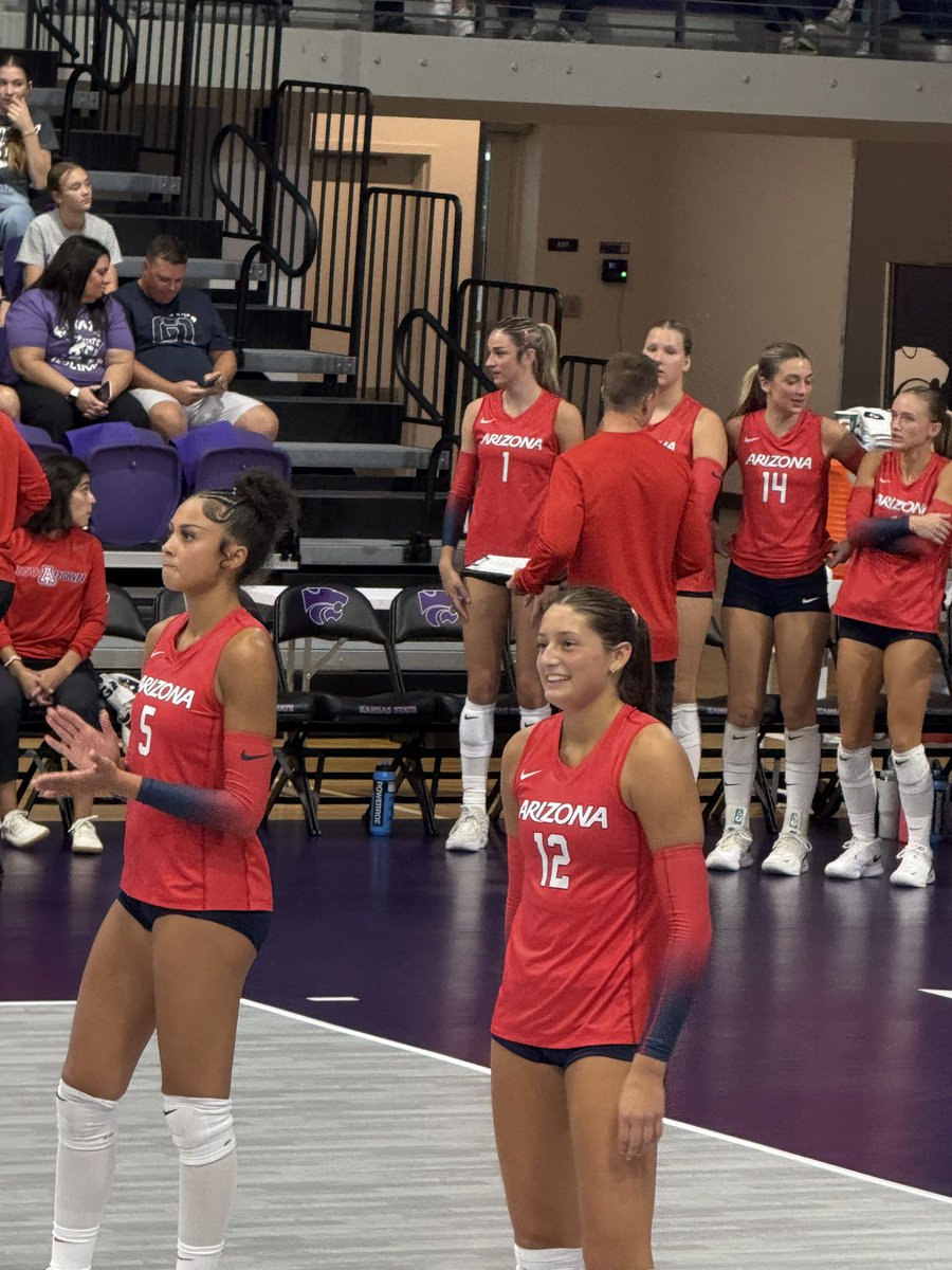 Staci Lester tweet media