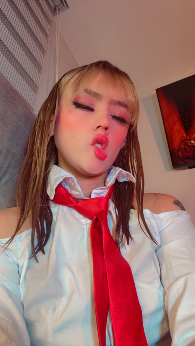 Sabriinabmc's tweet photo. You want kiss me? 
#cosplay 
#beautiful 
#sweet 
#sexywoman
#+18 https://t.co/LGIB1Avjta