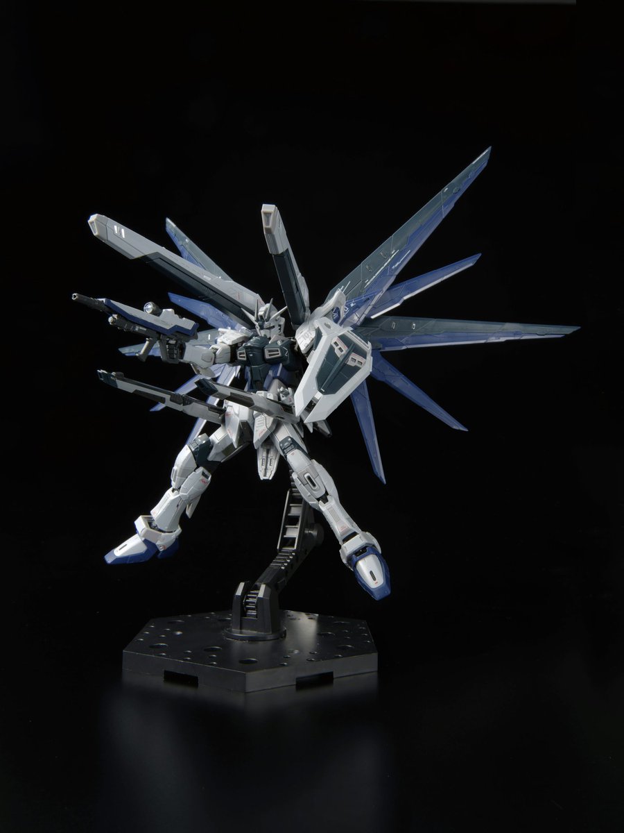 redwind88cust's tweet photo. Shanghai 
 New RG FREEDOM Gundam GCP DEACTIVE MODE https://t.co/0hNBvnq8IY