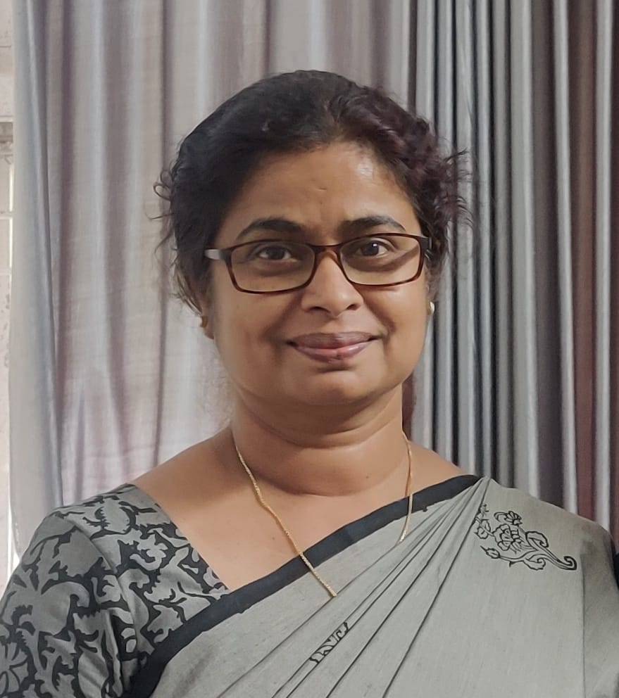uocofficialpro's tweet photo. Dr. N.K. Renuka, Professor in the Department of Chemistry, University of Calicut, has won this year’s Advanced Materials Innovation Award https://t.co/V1N3cqHA2H