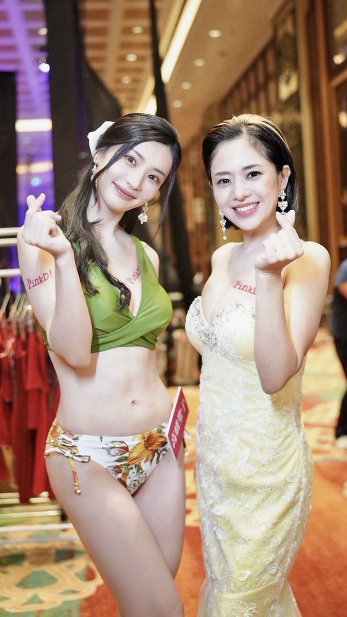 蒼井そらさんとお写真撮らせていただきました♡
美しすぎー！！！ https://t.co/wwmRRDfhJa